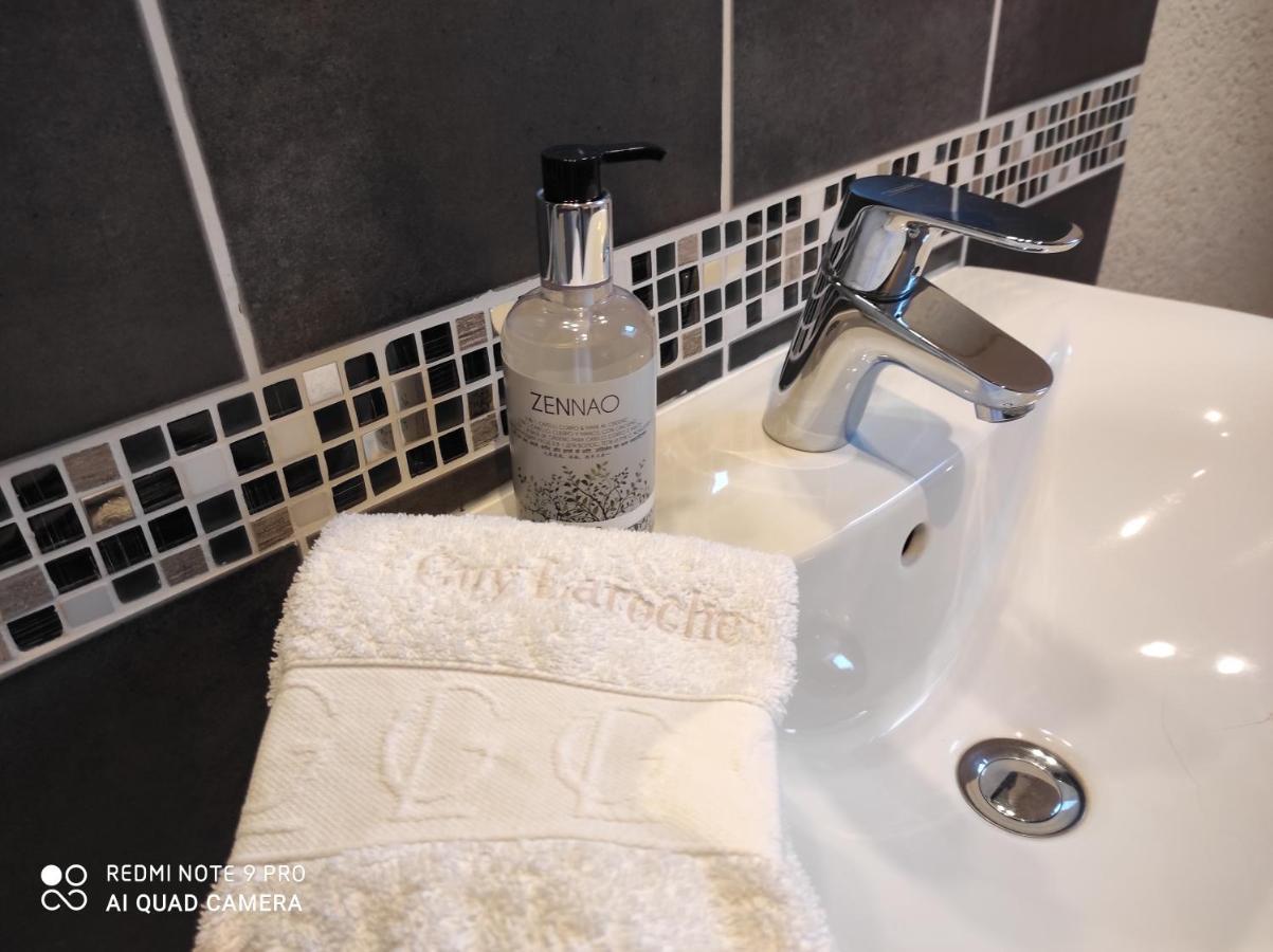Ferme De Savigny Bed & Breakfast La Cambe Exterior photo